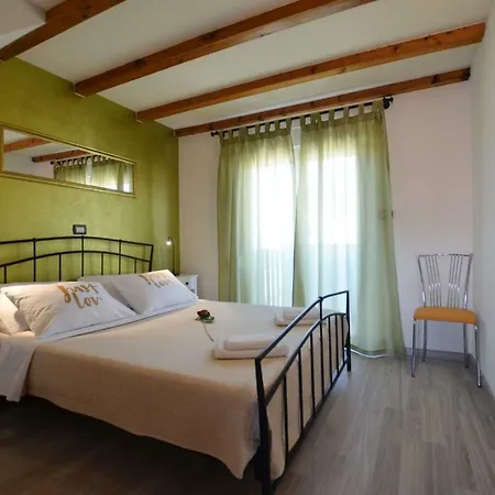 Gostinjska kuća Renato 3*