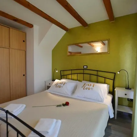 Guest house Renato 3*
