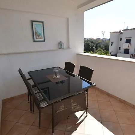 Renato Guest house